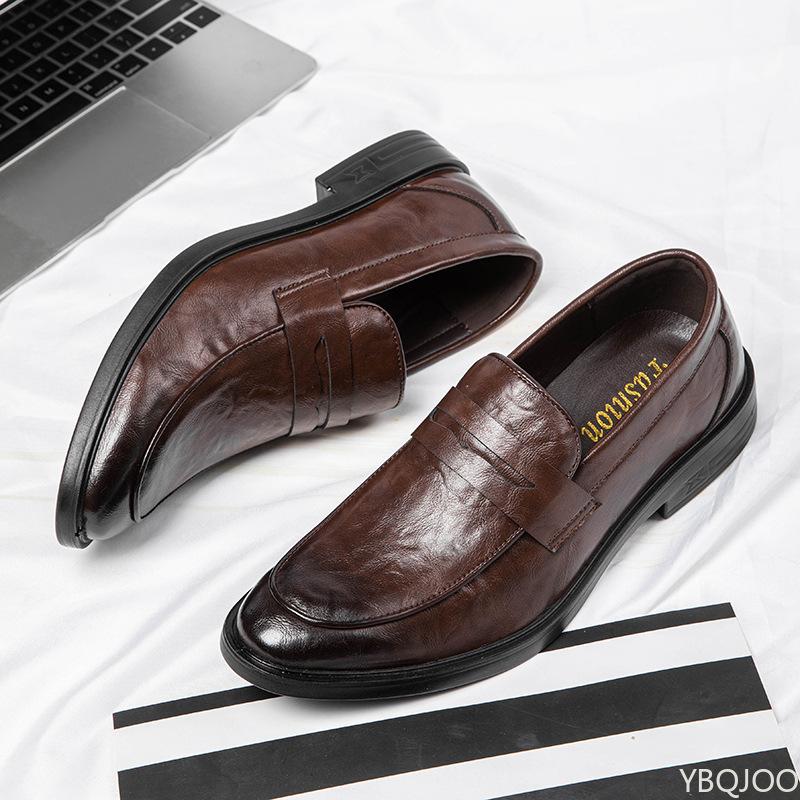 2025 Male New formal leather Shoes Men Business Wedding Shoe British soft soled trendy shoes Breathable lazy lightweight Loafers