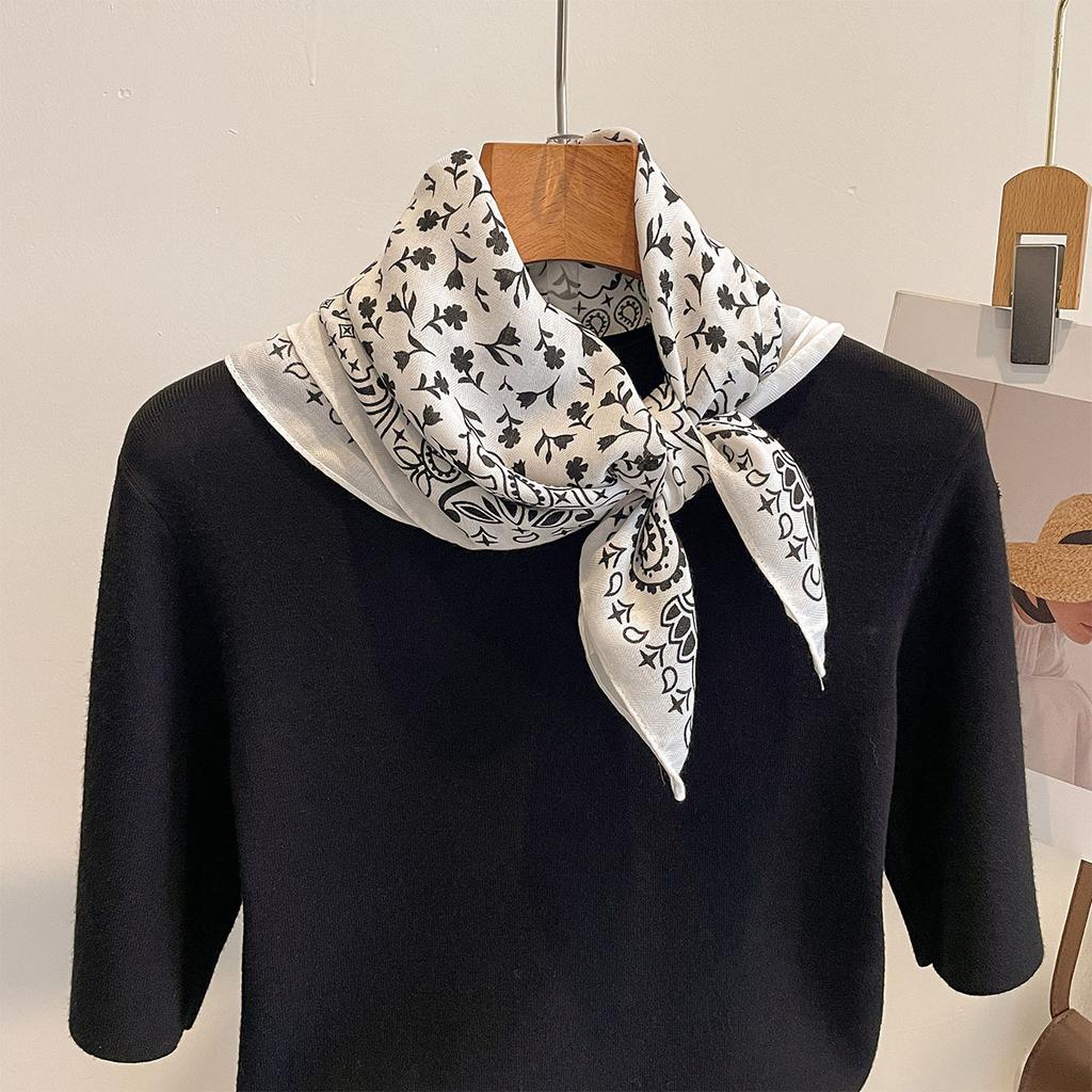 Spring and Summer New Cotton and Linen Feel Temperament Square Scarf High-end Feeling Outer Shawl Daily Travel Scarf Silk Scarf Headscarf