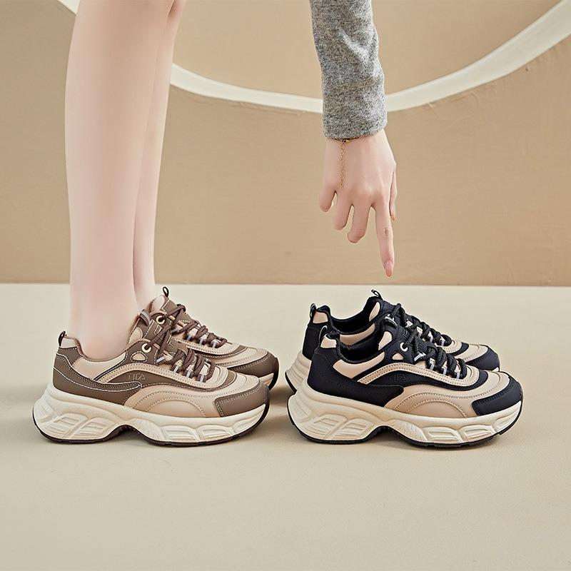 Huge good-looking shoes women's new spring and autumn show small and light casual sports shoes women's soft soles are not tired