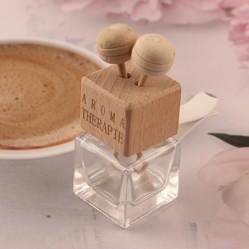 Direct Sale Car Aromatherapy Bottle Traditional Chinese Style Square Glass Perfume Bottle