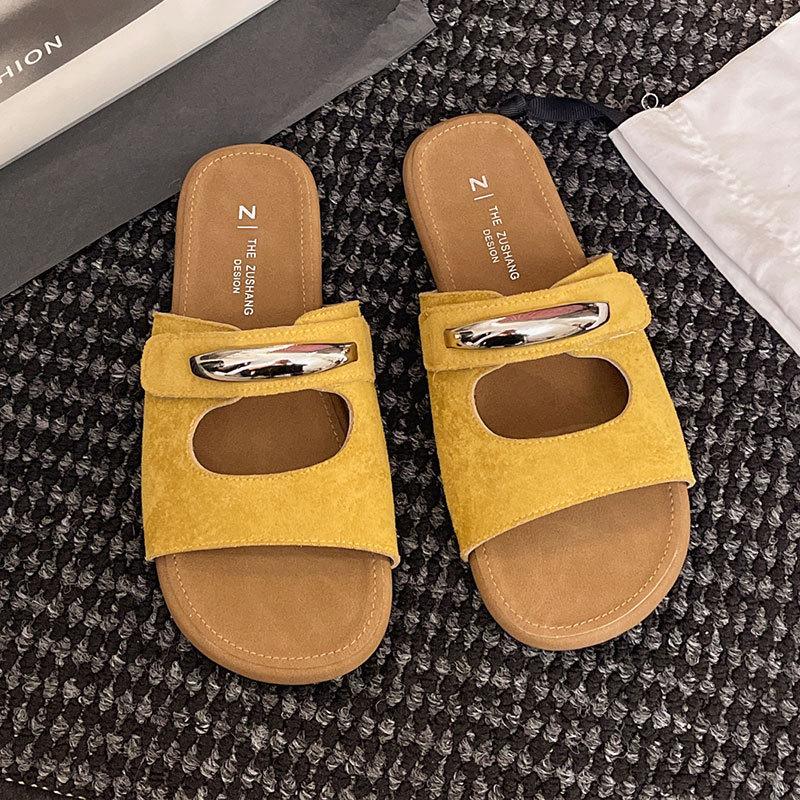 Klett-Hausschuhe für Damen zum Tragen 2025 Sommer neue Modelle mit Röcken, schöne Ein-Wort-Schlappen mit weicher Sohle, rutschfeste Strandschuhe