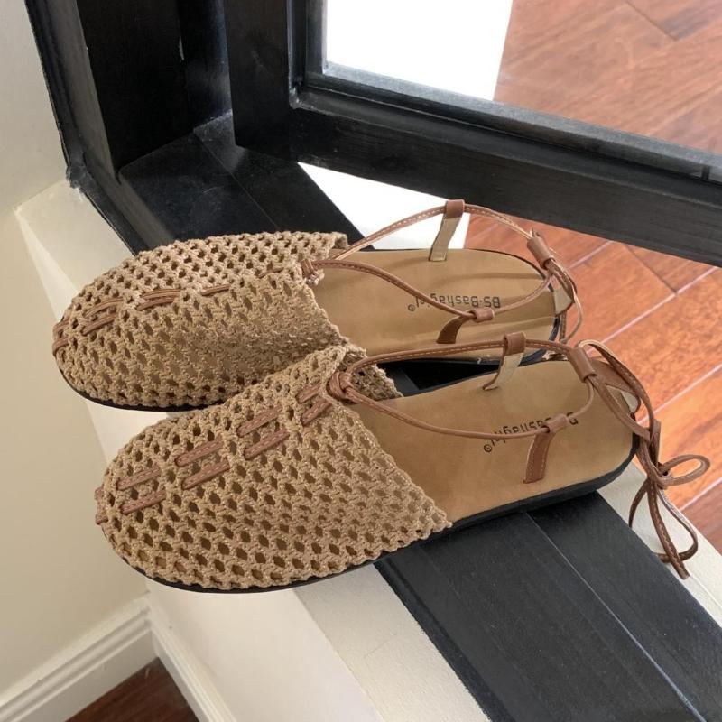 Fashion Roman Style Woven Mesh Brand Flat Sandals Women Fashion Hollow Cross Tied Design Casual Shoes Summer Outdoor Non-slip Beach Shoe
