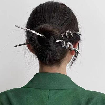 Čínský punkový rubínový přívěsek meč sponka do vlasů módní jednoduchá moderní ozdoba hlavy zadní část hlavy pan vlasová ozdoba módní retro nový