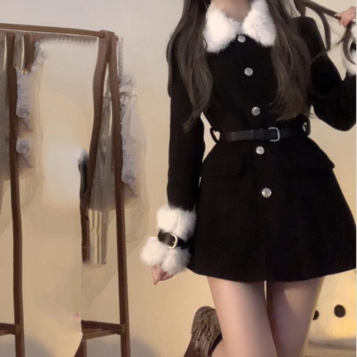 

Stylish Black Woolen Fur Collar Coat for Young Ladies - Sweet Cinched Waist Plush Winter Outerwear S