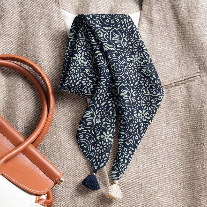 Retro literary and artistic lace cotton and linen small square scarf silk scarf women's spring, autumn and winter small scarf spring and autumn velvet