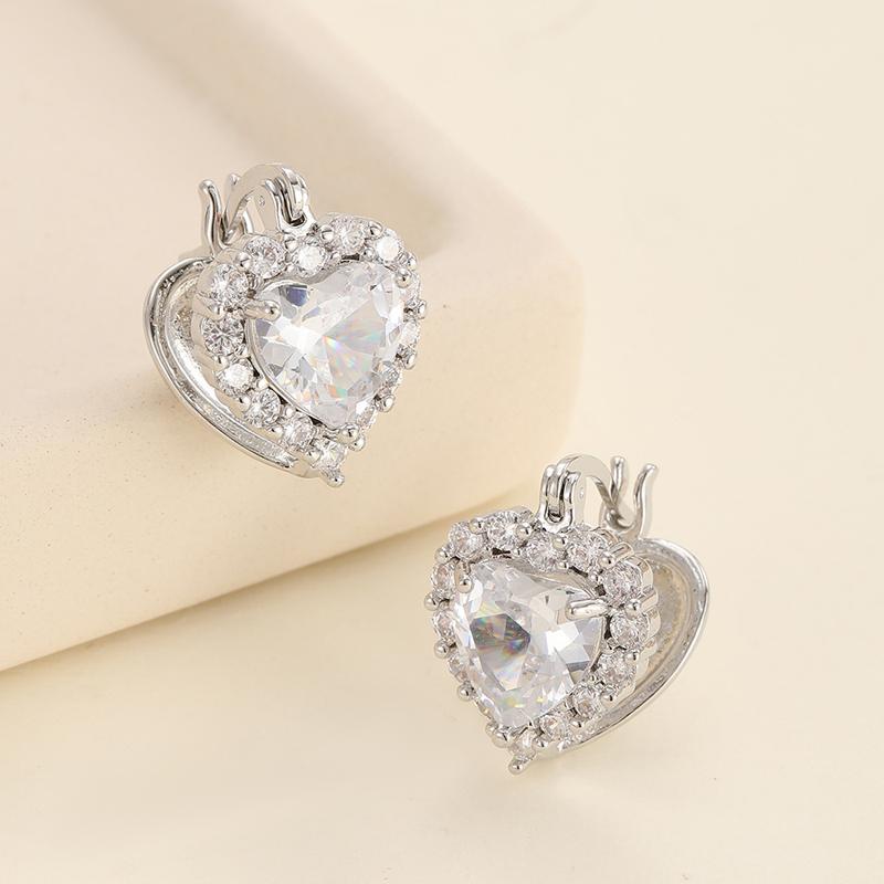 

Luxury Gold Color Heart Shaped Cz Hoop Earrings Women Sparkling Classic Halo Earrings Setting Zircon Women Dating Fine Zircon мідний