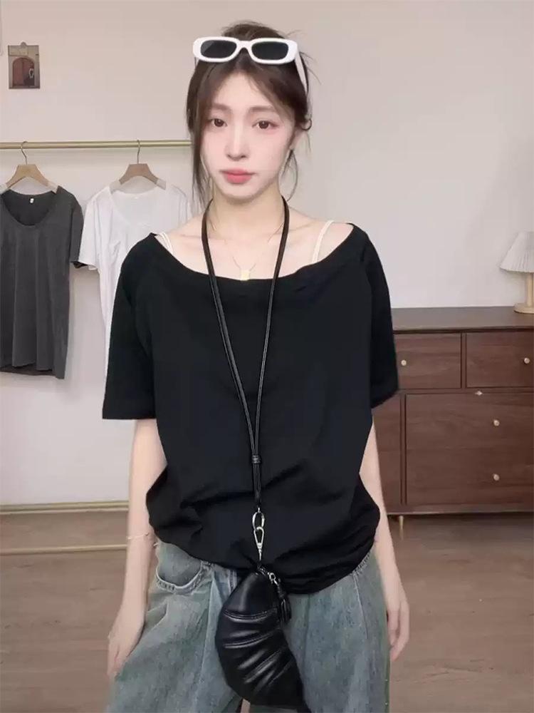 Zhang Jingyi Style Black Off-Shoulder Short-Sleeve Summer T-Shirt for Women - Slimming, Chic, Loose Fit, Diagonal Collar. S