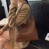 Woven Underarm Bag Women's New Simple Shoulder Bag Large-capacity Commuter Tote Bag