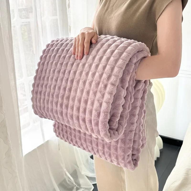 Modern Minimalist Solid Color Flannel Plaid Blanket Soft Cover Blanket Double Thickened Warm Office Nap Blanket Milk Velvet