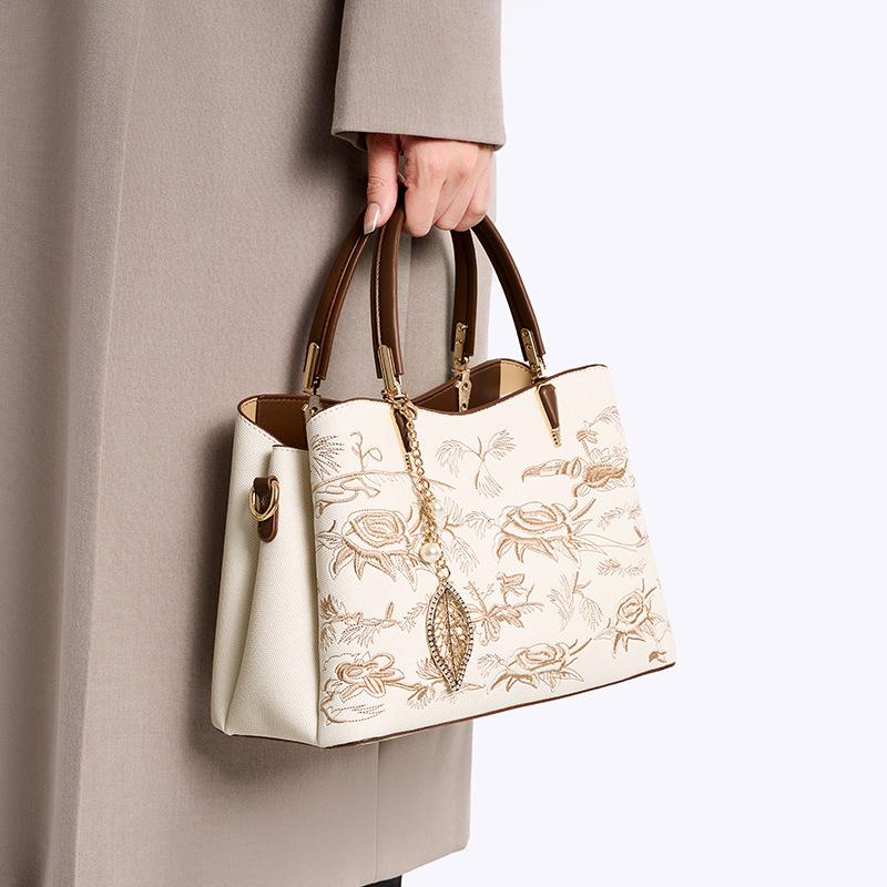 

Fashion Commuter Printed Portable Women S Bag Niche High Sense Large Capacity Shoulder Messenger Tote Bag