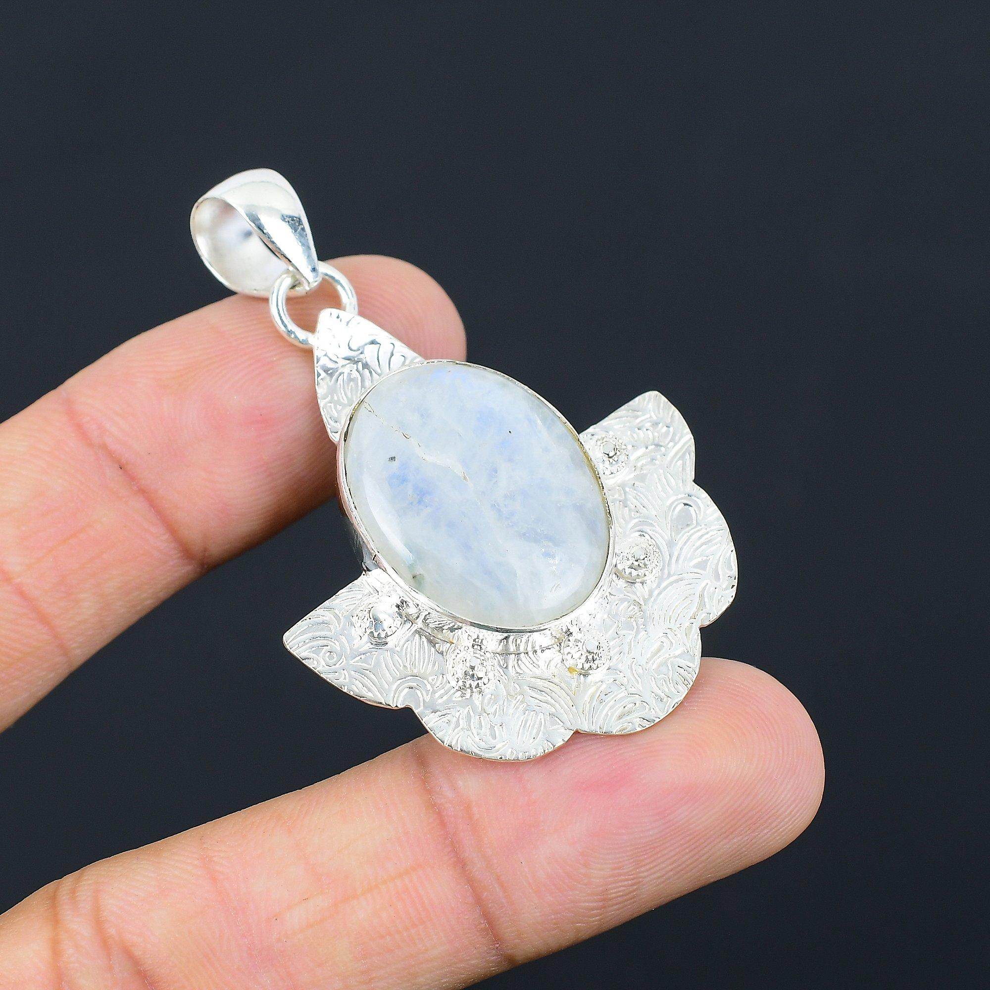 

Rainbow Moonstone Stone 925 Sterling Silver Sister Ethnic New Pendant Jewelry