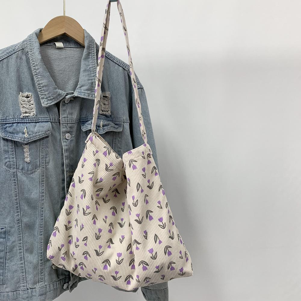 A Crossbody Bag with A Zipper and A Large-capacity Single-shoulder Shopping Bag