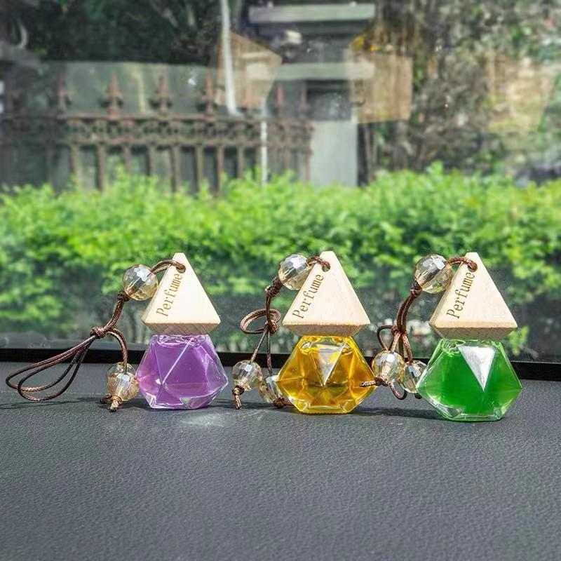 Triangle Car Freshener Pendant - Aromatherapy Hanging Ornament with Long-lasting Fragrance