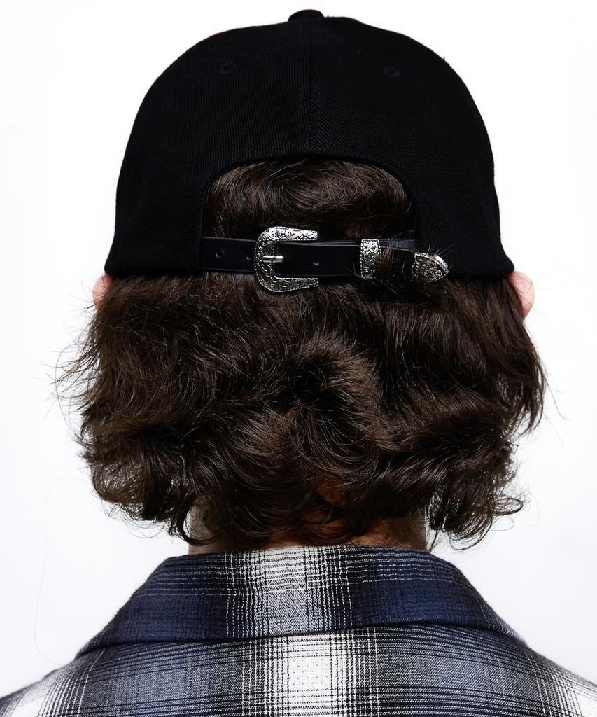 Aleseueseussi Western Rivet Ball Cap - White/Black