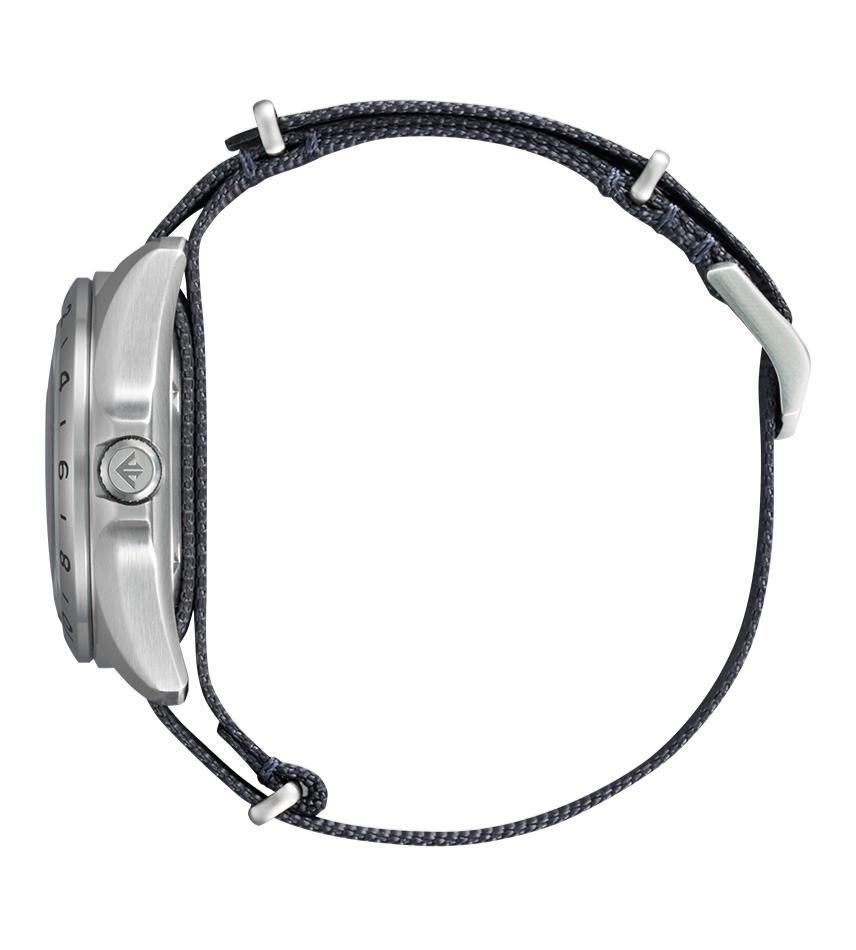 Citizen Promaster Land Eco-Drive GMT 200M Erkek Kol Saati BJ7150-09L