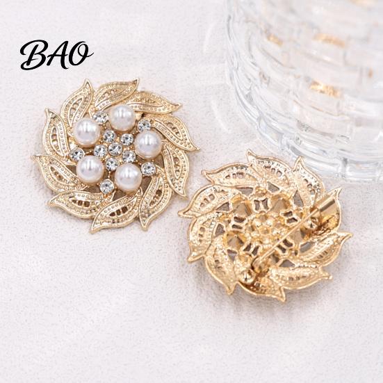 Oxidation Resistant Pins Retro Rhinstone Flower Brooch for Women, Golden Plated Alloy Floral Tone Pin Lapel Pin, Clothing Jewelry Accessories Wedding