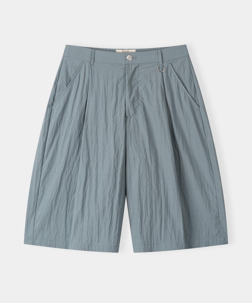 Piali Diagonal Pocket Nylon Wrinkle Bermuda Shorts (Graysh Blue)