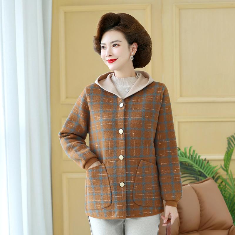 

Новая верхняя одежда для мам среднего и пожилого возраста, вязаный кардиган с капюшоном и длинными рукавами, стильная женская осенне-зимняя верхняя одежда, топ 4XL