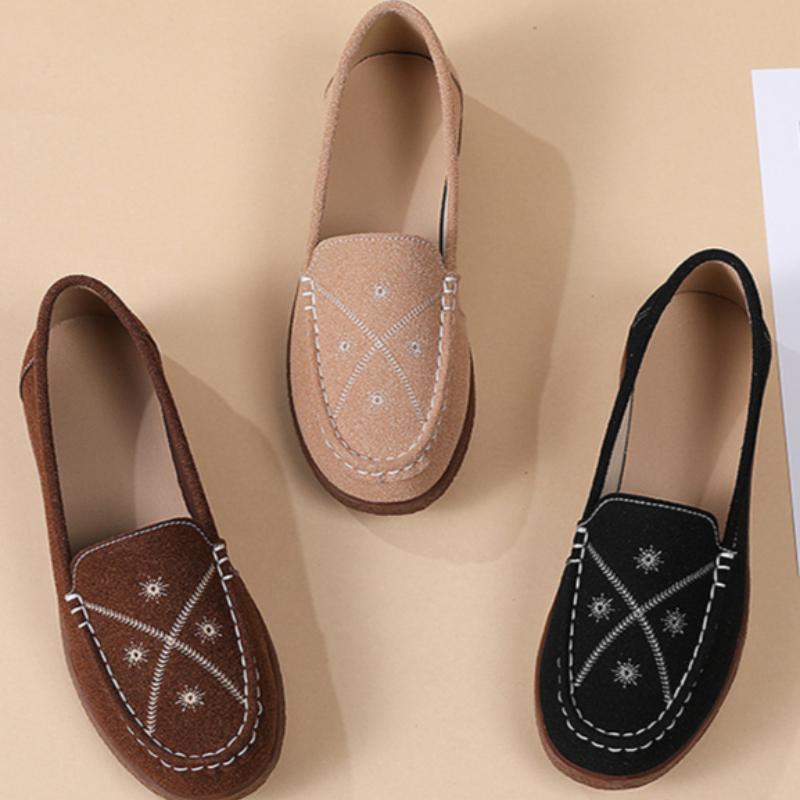 Summer Round Toe Soft Bottom Carved Retro British Style Flat Shoes Women's Casual Loafers