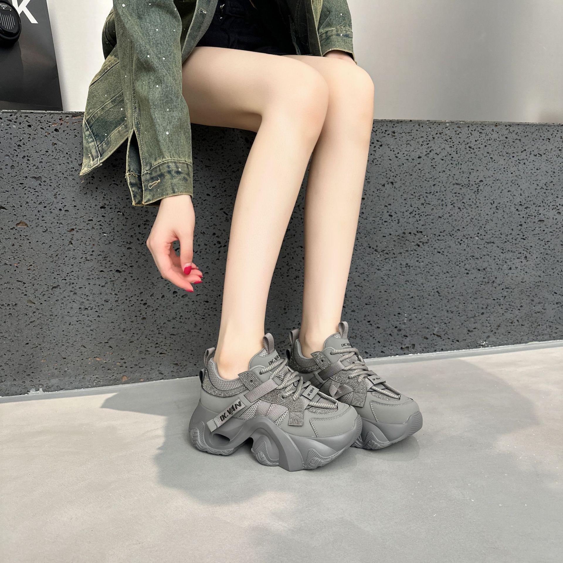 

Leather platform mesh dad shoes women s summer new breathable hollow rhinestone small casual sports shoes 35 серый