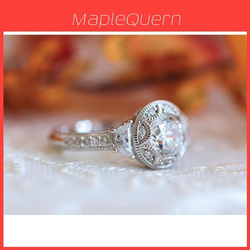 Elegant Silver Plated Ring With Round White Sapphire Rhinestone For Weddings