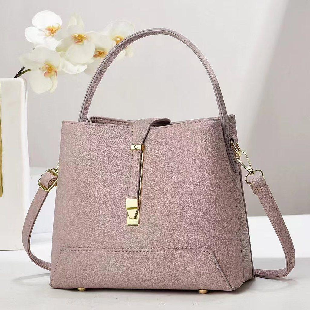 Fashion Womens Large Capacity Pu Handbag With Zipper Closure For Daily Use