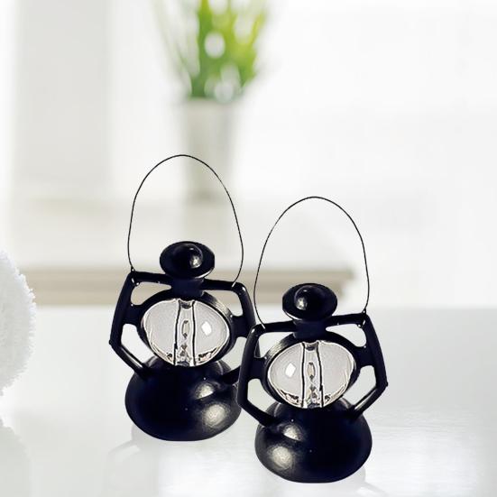 2Pcs Puppenhaus Miniatur Retro Kerosin Lampe Modell Kinder Spielzeug DIY Zubehör