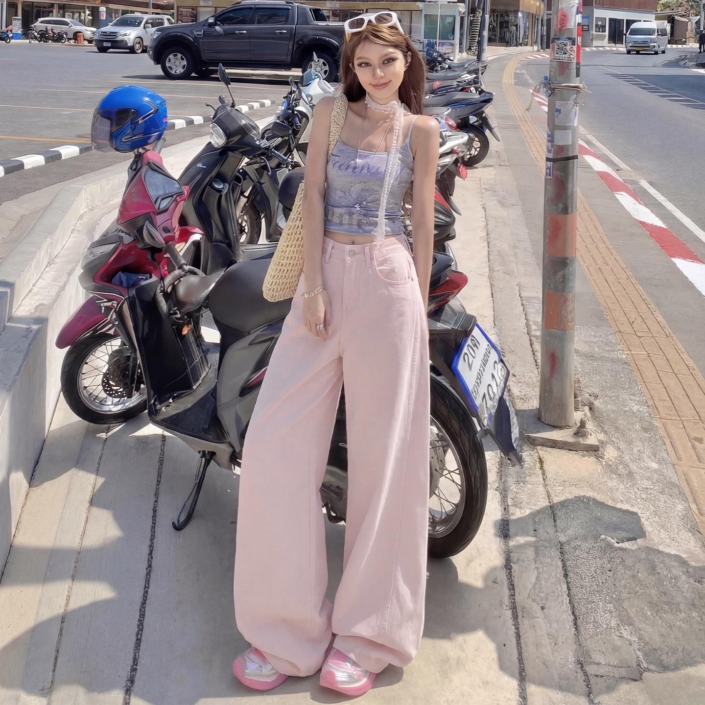 

Women s Off-White Wide-Leg Jeans: Fashionable, Age-Defying Loose Fit for Spring/Summer Casual Wear Medium