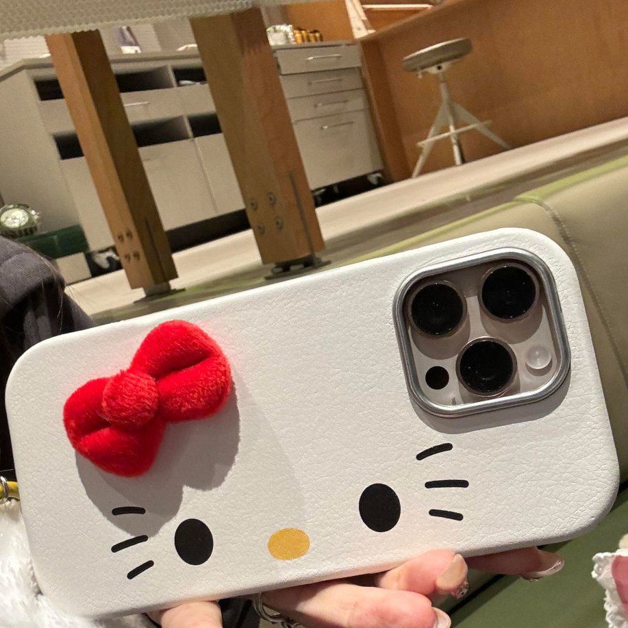 

Retro KT Cat Apple 16 ProMax Phone Case IPhone 15 Pro New 13 Women s 12 Soft Cover 14 Bracelet XR Apple 16