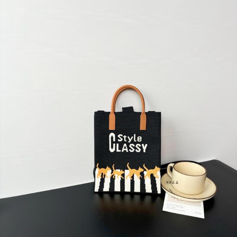 New large-capacity knitted bag, mobile phone bag, niche shoulder messenger bag, high-end, cartoon fashion handbag.