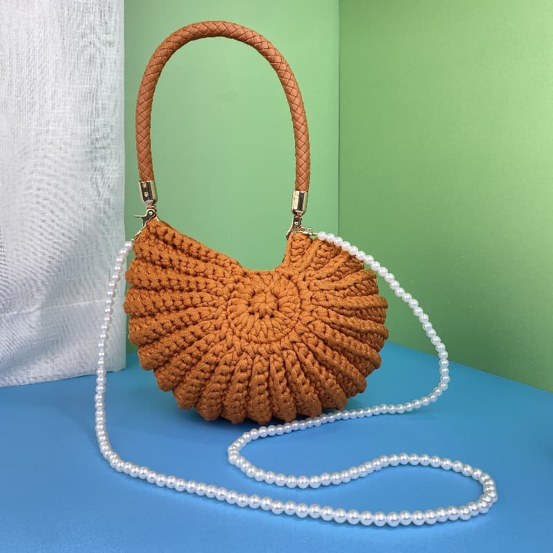 Hand Woven Shell Handbag