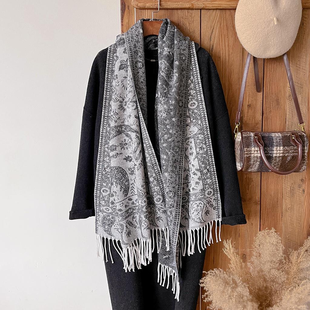 Women'S Winter Paisley Print Thick Pashmina Shawl Warm Long Tassel Scarf Poncho Stoles Cold-Proof National Style