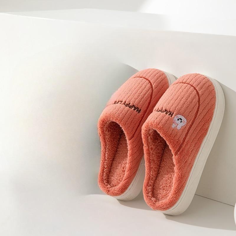 Women Wear Thick and Lightweight Slippers Indoors and Cotton Shoes Outdoors