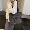 Large Capacity Tote Bag Women's Lightweight Leopard Print Shoulder Bag