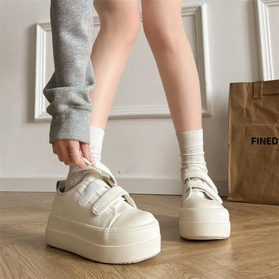 Mode klassische vielseitige Klettverschluss erhöhte Plateau weiße Schuhe Damen 2025 neu Frühling und Herbst leichte Freizeitschuhe