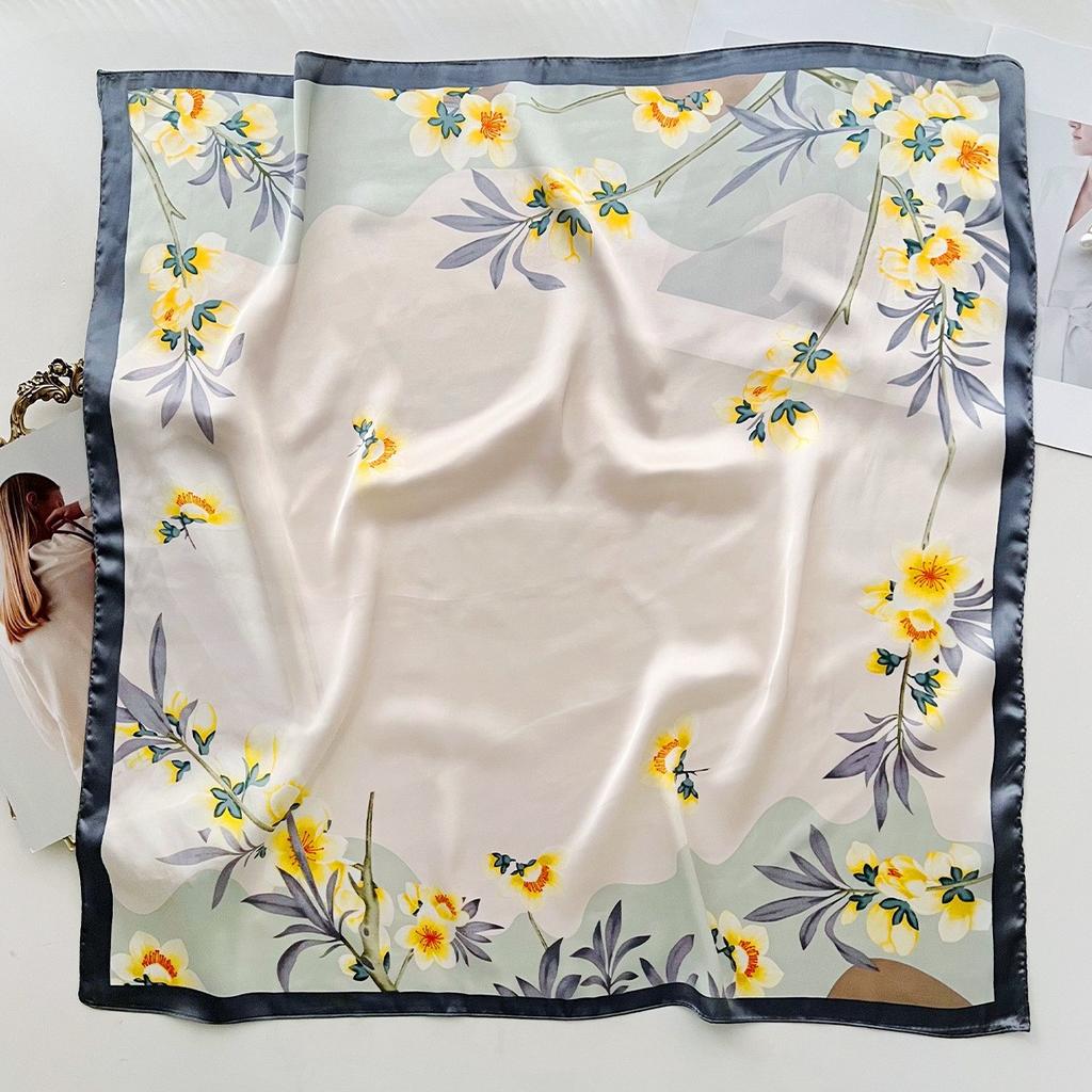 Spring and Summer Graffiti Flowers 71 * 71 Square Scarf Travel Sunscreen Headscarf Practical High-end Scarf for Mother