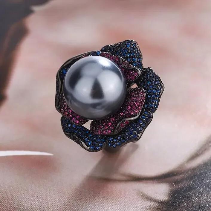 

Adjustable Grey Gold Pearl and Sapphire Crystal Ring Luxurious Statement Ring with Bold Design for Modern Elegance Women Jewelry Adjustable сірий