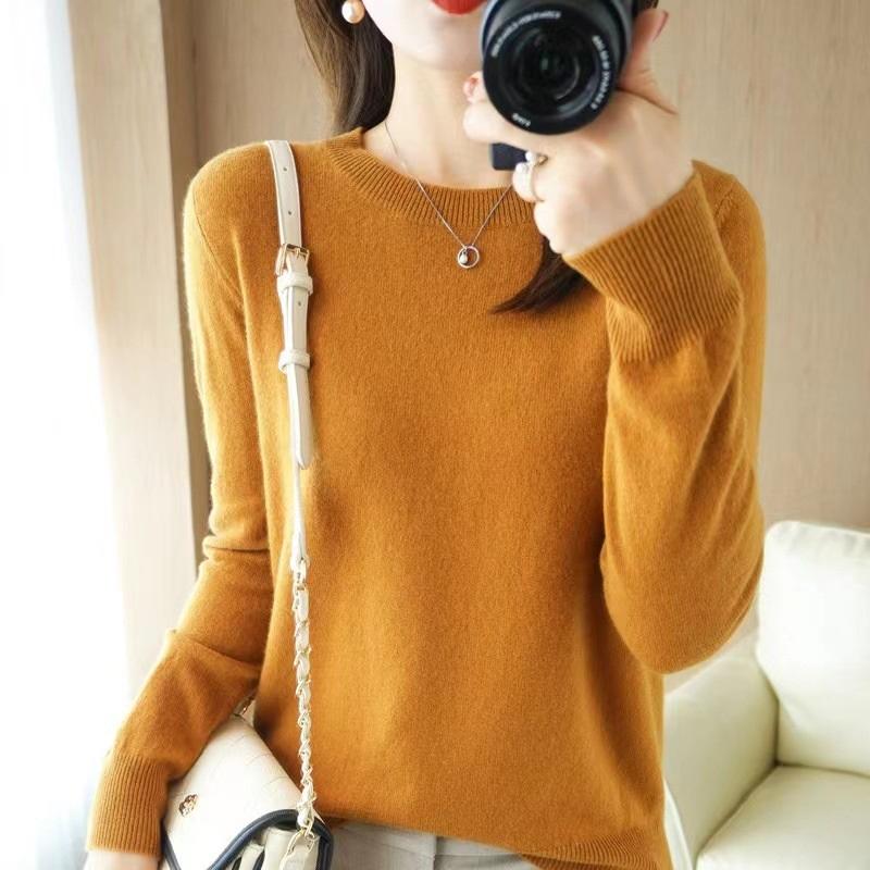 Women's Autumn And Winter Round Neck Sweater Women's Pullover Knit Sweater Solid Color Inner Layer Long Sleeved