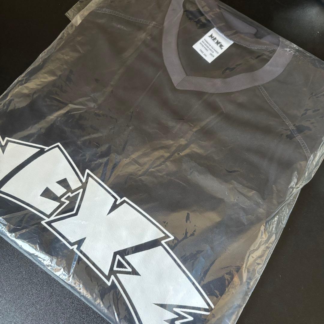 [USED] NEXZ Mmchk popup withmuu Korean T-shirt (no trading card)