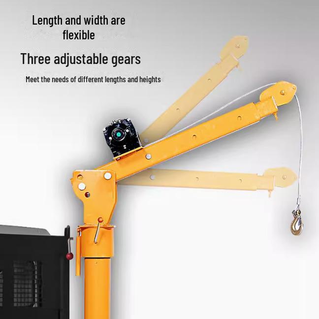 Small rotating crane rack for vehicles, ideal for outdoor decoration and construction.
