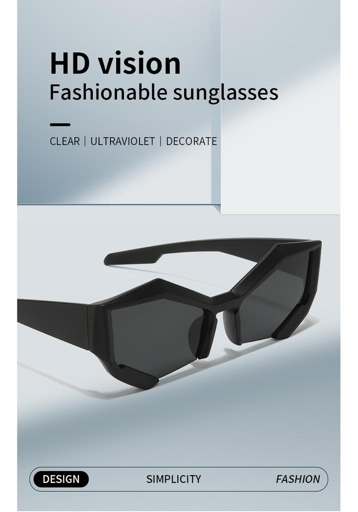 1 pair of retro diamond-shaped glasses Sunglasses Outdoor Street Sunglasses Fashion Women's Sunglasses Black sunglasses