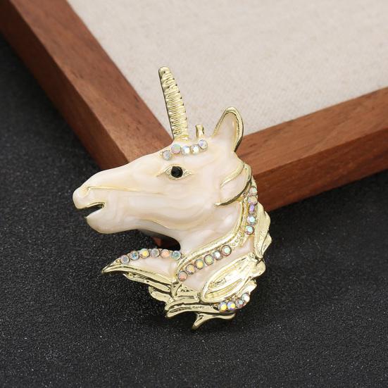 Brooch Pin Horse Design Enamel Pin with Imitation Crystals Enamel Faux Pearls Fairy Tale Brooch Artistic Accessories