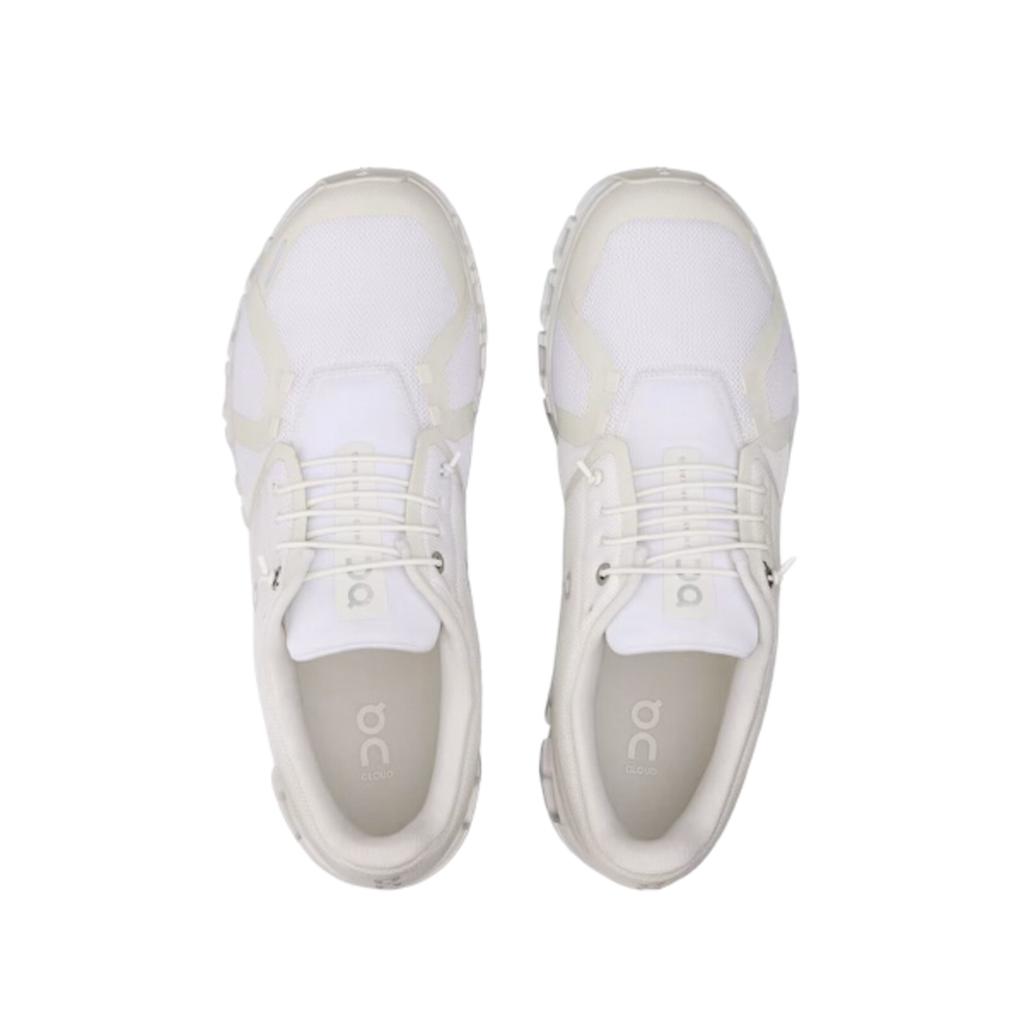 On Running Cloud 6 All White