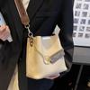 Popular Bag Women's Large-capacity New Fashionable Broadband Shoulder Messenger Bag Autumn and Winter Retro Texture Bucket Bag