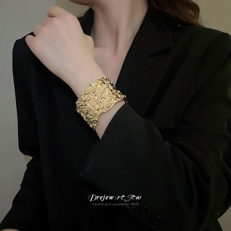 Exaggerated Bracelet Women's Fancy Light Luxury Minority Exquisite Golden Bracelet Arm Ring Summer Young Open Bracelet