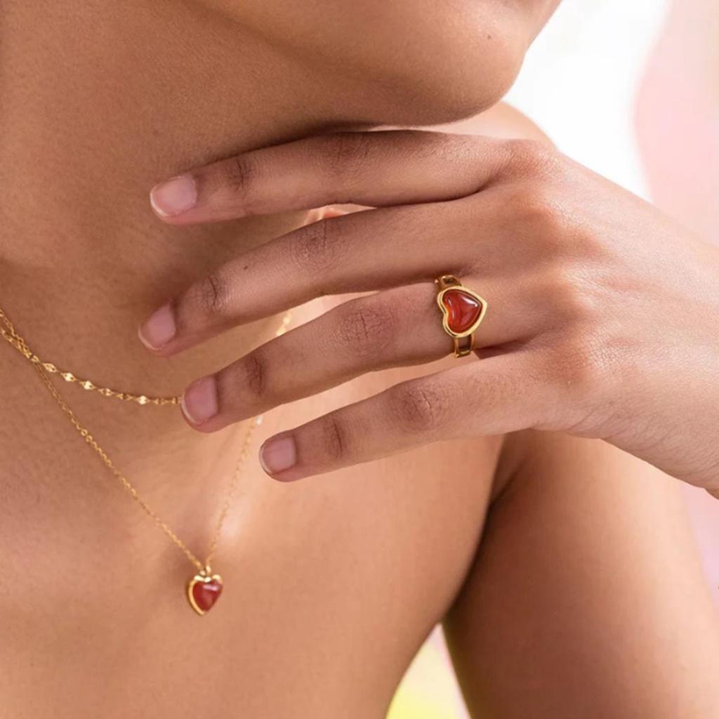 18k Gold Red Agate Pearl Heart Necklace for Women