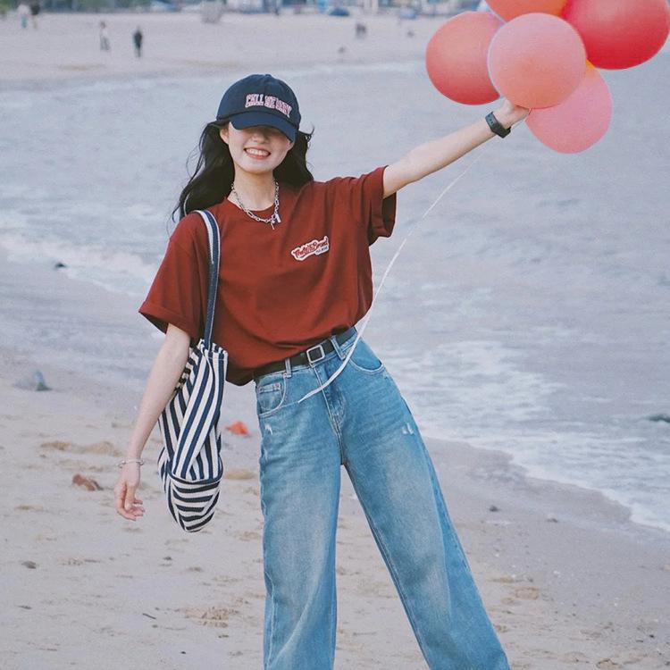 Beach Travel Balloon Photo Props for Team Building and Outdoor Shoots