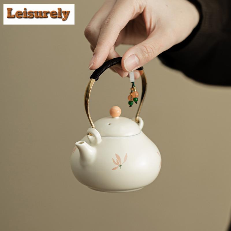 132ml Handritad Orkide Vindspel Lyftande Handtag Tekanna Te-sil Kanna Tebryggare Vattenkokare Med Sil Te-service Hantverk Gåva