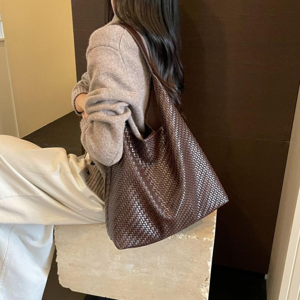 Xeie Thuk Tote Bag Women PU Woven Shoulder Daily