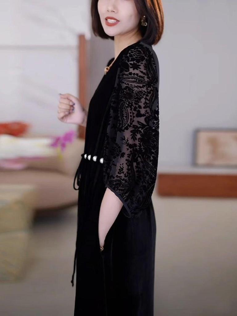 Autumn Gold Velvet Long Sleeve Dress - Slimming Mid-Length Over-the-Knee Skirt